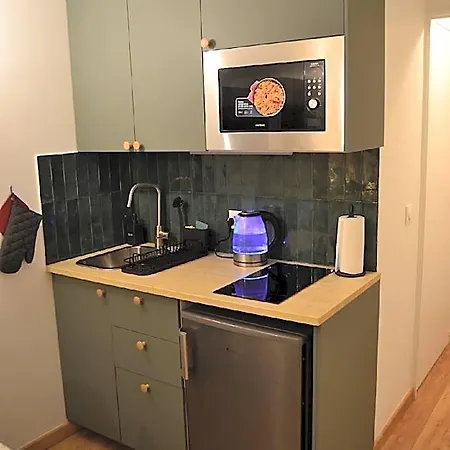 88 - Your Haven Close To La Defense & Paris Hotel Courbevoie